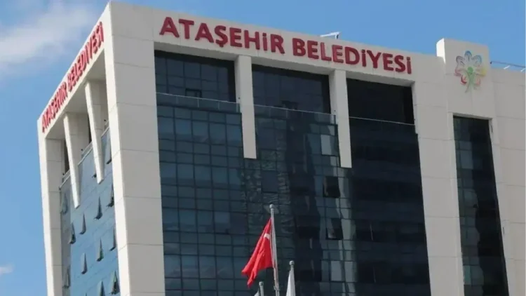 Ataşehir Belediyesi AKP’ye geçti!